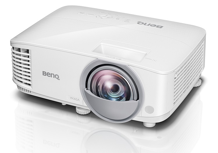 Новый короткофокусный проектор BenQ для образовательного сектора